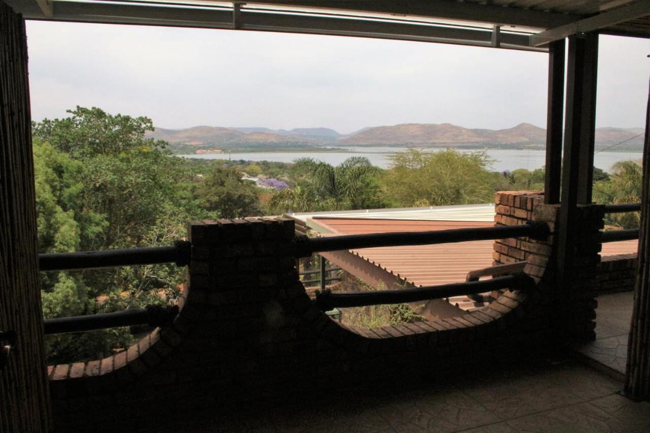 Belle Vue Guesthouse Hartbeespoort Extérieur photo