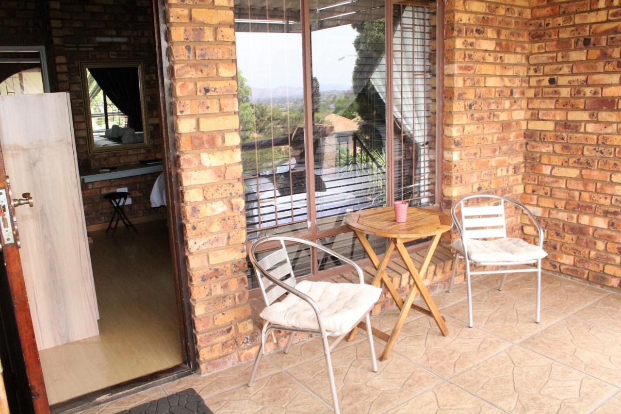 Belle Vue Guesthouse Hartbeespoort Extérieur photo